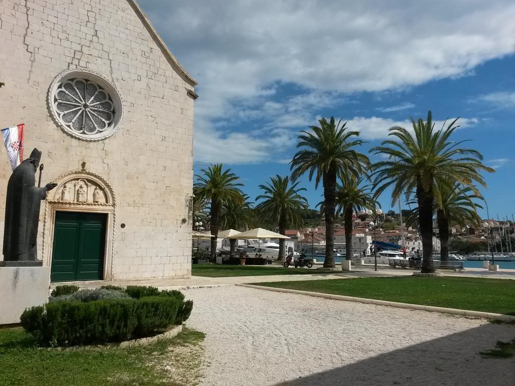 Studio Kairos Trogir Luaran gambar