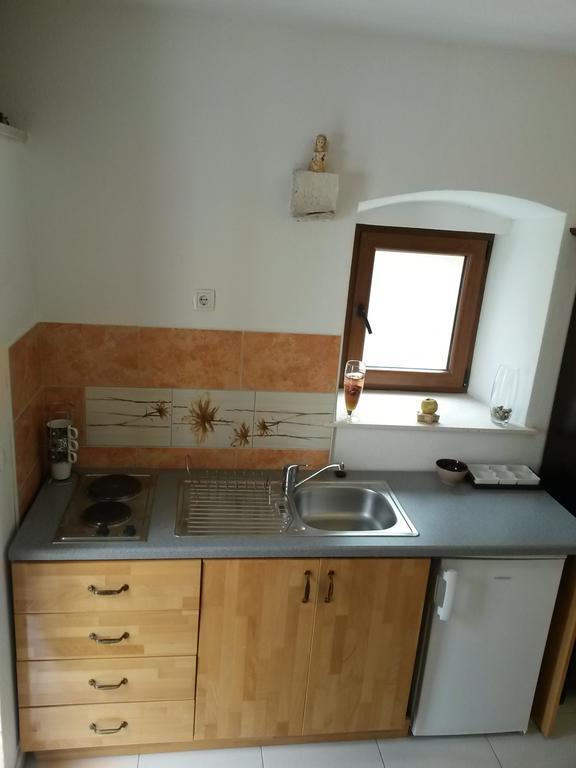 Studio Kairos Trogir Luaran gambar