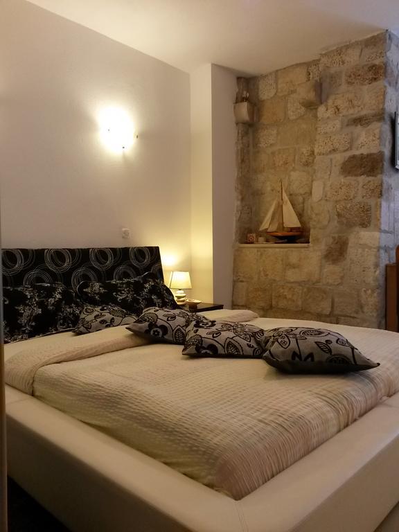 Studio Kairos Trogir Luaran gambar
